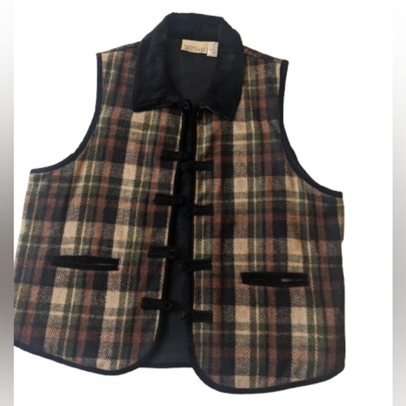 Casey & Max Jackets & Blazers - Casey & Max Vest Womens  Green Brown Black Plaid Wool Grandpa Chic sweat…